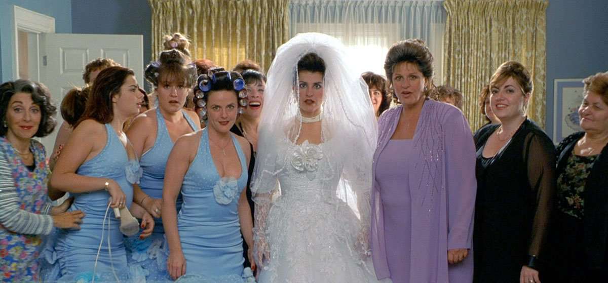 Взрыв кружева и полная безвкусица: худшие свадебные платья из культовых фильмов