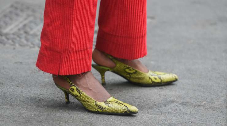 Каблуки кitten heel: как стилизовать, чтобы не скатиться в ретро