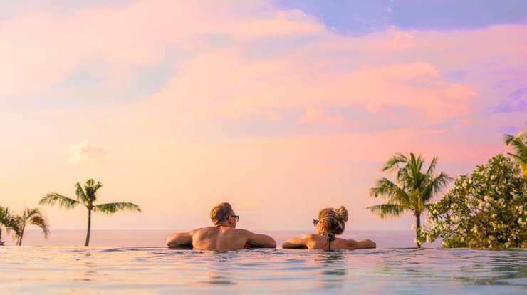 Курортный роман: почему в него так легко попасть и почему лучше оставить его воспоминанием Курортный роман: почему в него так легко попасть и почему лучше оставить его воспоминанием