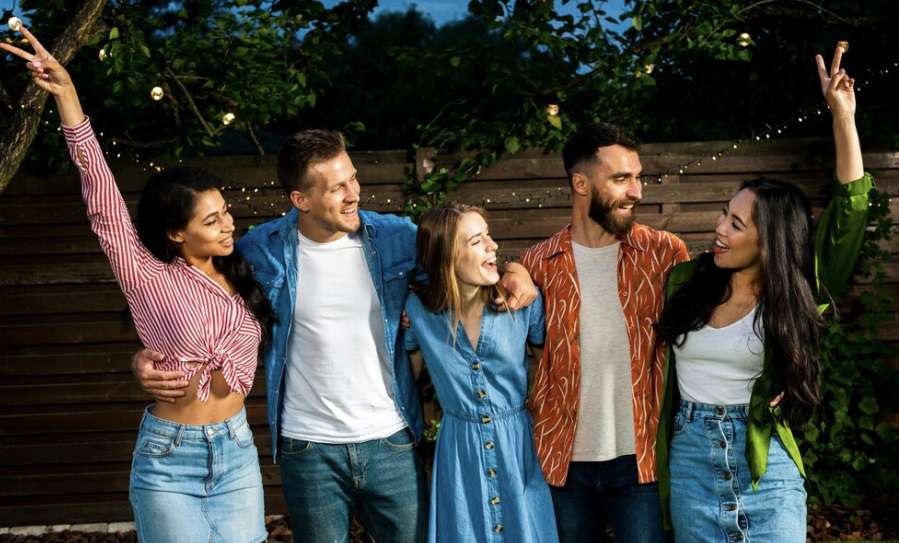 Кардиган, дождевик и другие вещи, которые понадобятся вам на даче Кардиган, дождевик и другие вещи, которые понадобятся вам на даче