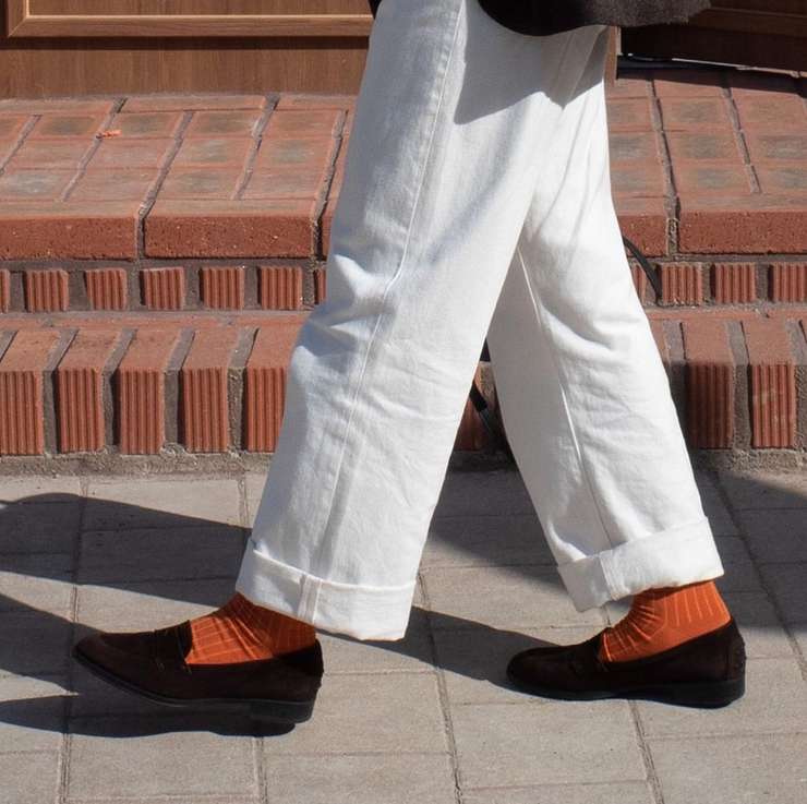 Обувь с носками: как их подружить, чтобы выглядеть стильно Обувь с носками: как их подружить, чтобы выглядеть стильно