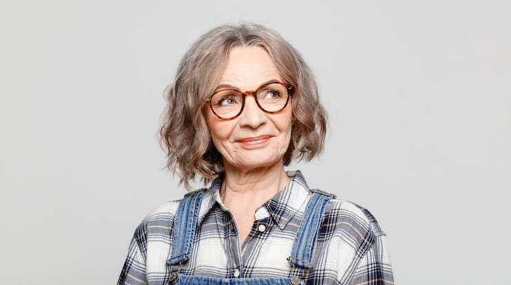 Очки для дам элегантного возраста 50+: как подобрать цвет, форму и стиль Очки для дам элегантного возраста 50+: как подобрать цвет, форму и стиль