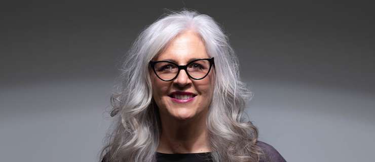 Очки для дам элегантного возраста 50+: как подобрать цвет, форму и стиль Очки для дам элегантного возраста 50+: как подобрать цвет, форму и стиль