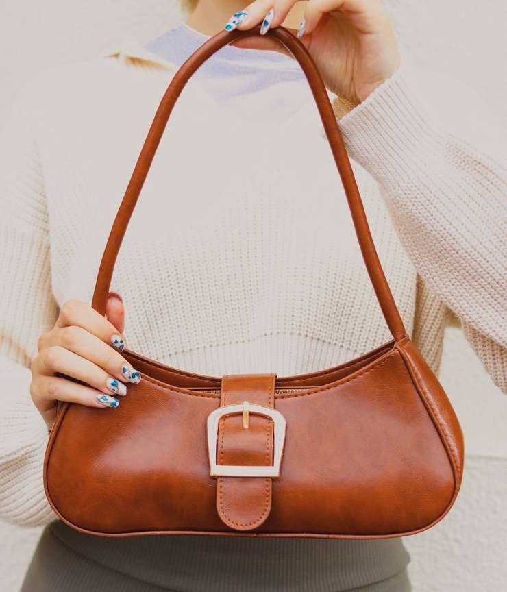 Бревно и такса: четыре популярные сумки лета 2024 Бревно и такса: четыре популярные сумки лета 2024