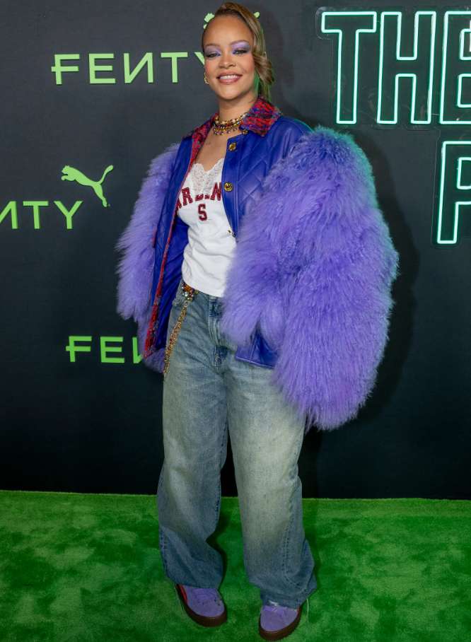 Кроссовки: какие в моде летом и осенью 2024 и с чем их носить Кроссовки: какие в моде летом и осенью 2024 и с чем их носить