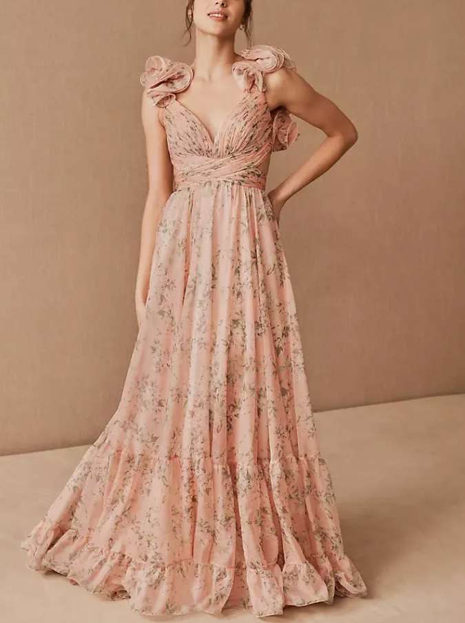 Как персик: самый модный цвет платья для подружек невесты в 2024 году Как персик: самый модный цвет платья для подружек невесты в 2024 году