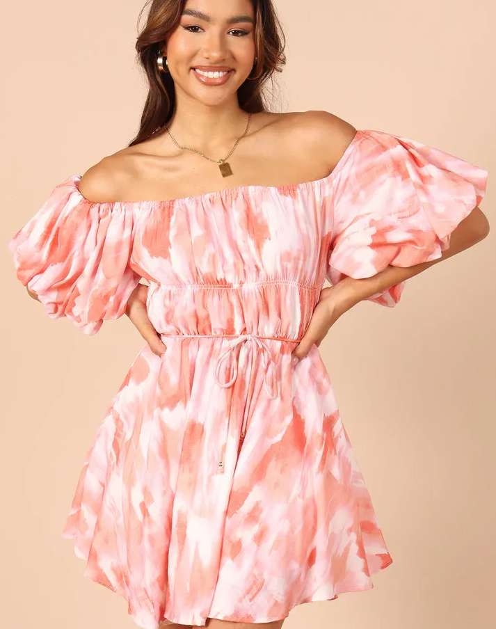 Как персик: самый модный цвет платья для подружек невесты в 2024 году Как персик: самый модный цвет платья для подружек невесты в 2024 году