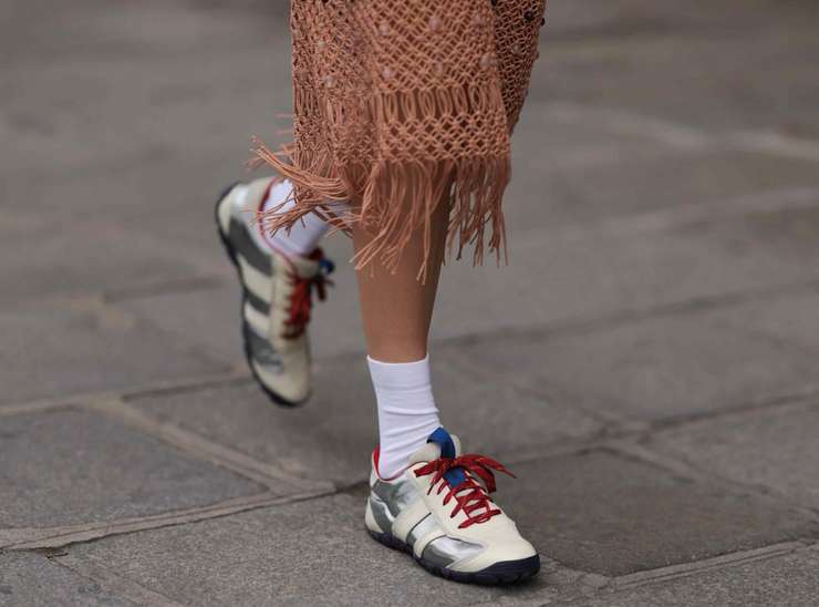 Какие кроссовки носить осенью: гид по трендам от стилиста, чтобы купить уже сейчас Какие кроссовки носить осенью: гид по трендам от стилиста, чтобы купить уже сейчас
