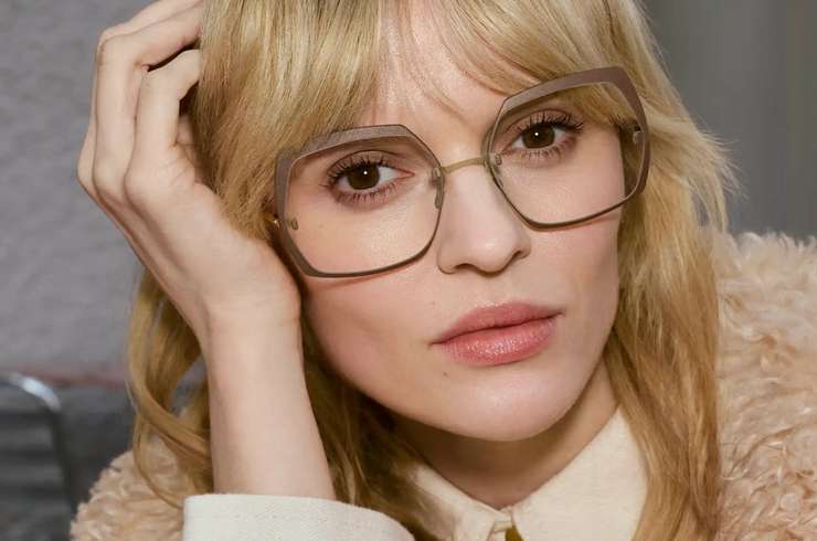 Деловой взгляд: тренды очков, которые сделают ваш образ умным и стильным