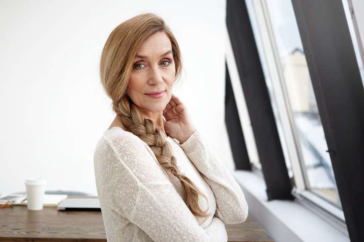 После 40 уже стыдно: колорист развенчал мифы о возрастных окрашиваниях