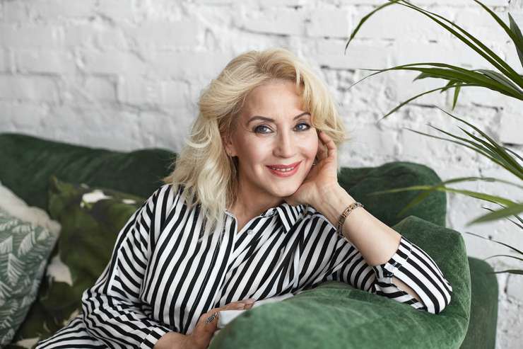 После 40 уже стыдно: колорист развенчал мифы о возрастных окрашиваниях