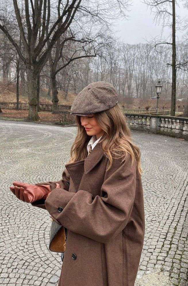 Мама, где моя панама: стилист назвала 3 трендовых головных убора осени Мама, где моя панама: стилист назвала 3 трендовых головных убора осени