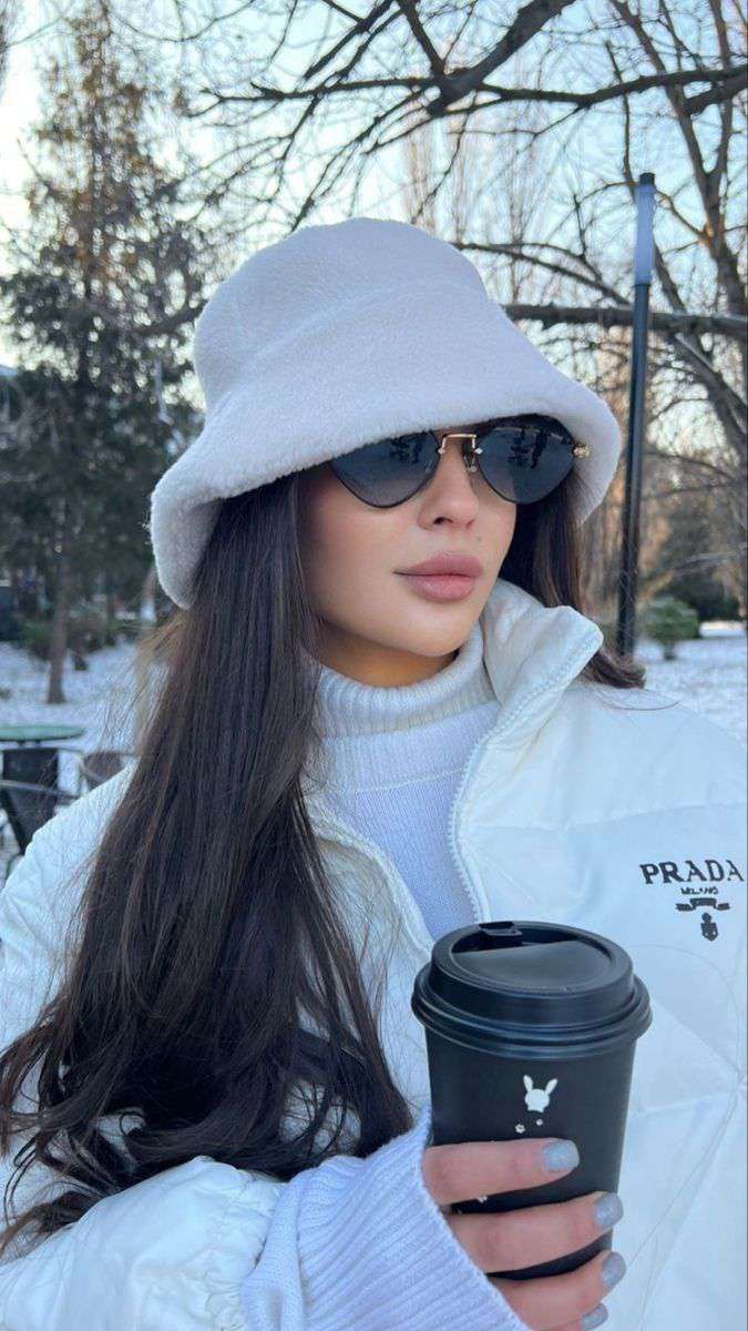 Мама, где моя панама: стилист назвала 3 трендовых головных убора осени Мама, где моя панама: стилист назвала 3 трендовых головных убора осени