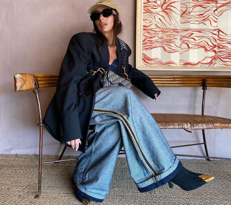 Синий-синий иней: как и с чем носить трендовый цвет осени — 4 совета стилиста