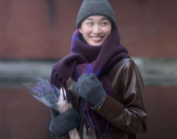 Какой шарф подобрать к зиме 2025−2026 и с чем его носить Какой шарф подобрать к зиме 2025−2026 и с чем его носить